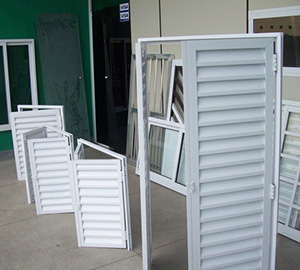 Aluminium Door and Window frames - ALUINOX LDA